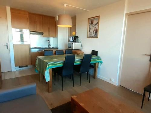 Appartement La Plagne, 3 pièces, 6 personnes - FR-1-351-25
