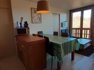 Appartement La Plagne, 3 pièces, 6 personnes - FR-1-351-25