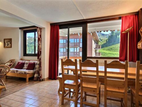 Appartement La Plagne, 4 pièces, 8 personnes - FR-1-455-25