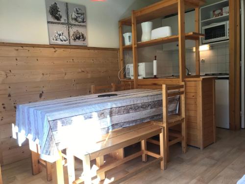 Appartement La Plagne Montalbert , 2 pièces, 5 personnes - FR-1-181-2527