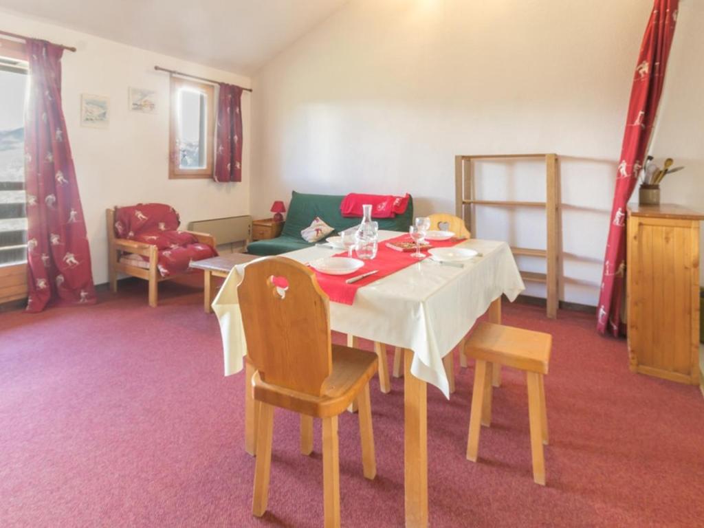 Appartement La Plagne Montalbert , 2 pièces, 5 personnes - FR-1-181-2536 MONTALBERT, 73210 Aime-La-Plagne