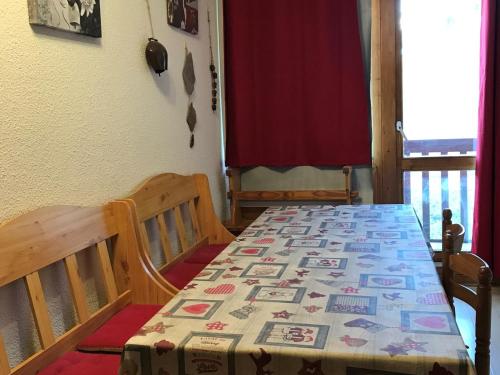 Appartement La Plagne Montalbert , 4 pièces, 8 personnes - FR-1-181-2485