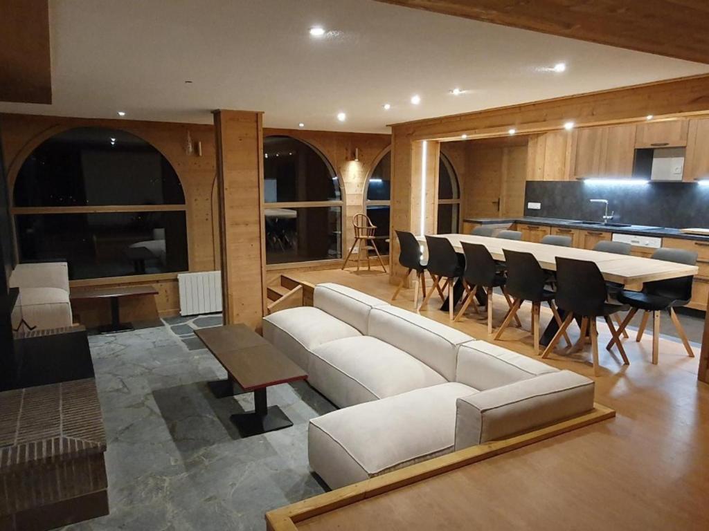 Appartement La Plagne Montchavin Les Coches, 6 pièces, 15 personnes - FR-1-181-2690 Le Chalet de Montchavin, 73210 La Plagne Tarentaise