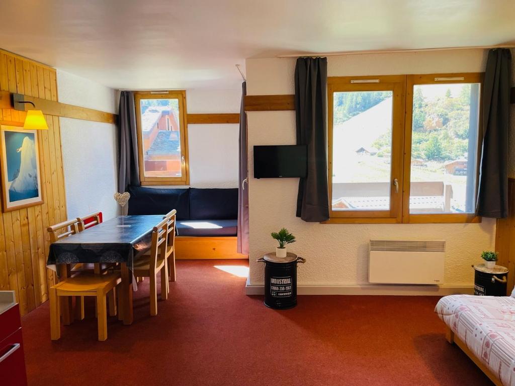 Appartement Appartement La Plagne-Tarentaise, 2 pièces, 5 personnes - FR-1-351-163 Résidence Doronic PLAGNE 1800 73210 La Plagne Tarentaise