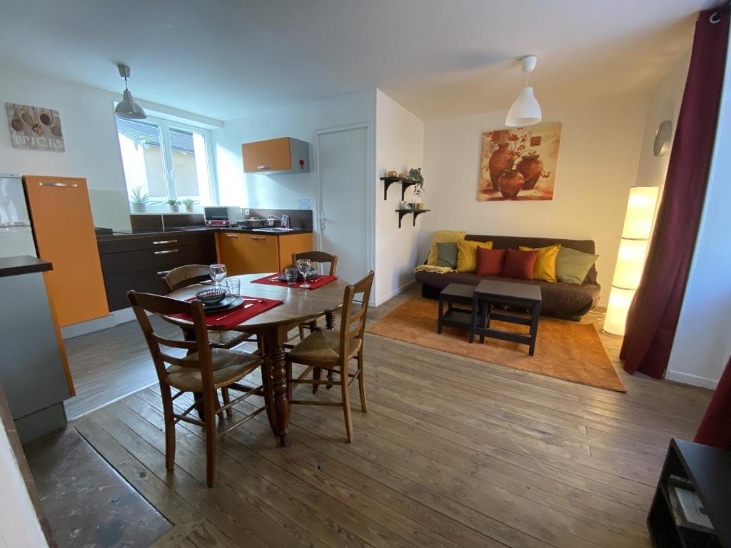 Appartement Appartement La Roche-Posay, 2 pièces, 1 personne - FR-1-541-98 9 Rue du Falk 86270 Falck