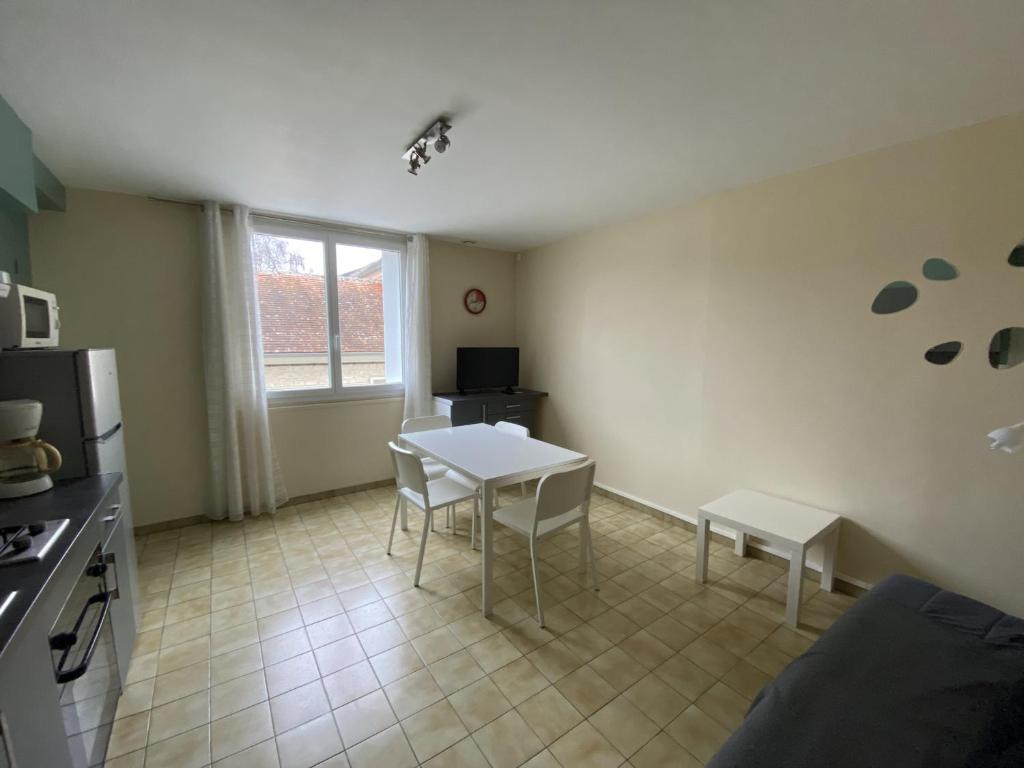 Appartement La Roche-Posay, 2 pièces, 4 personnes - FR-1-541-78 1 Rue nonet Résidence les lucioles Appartement N°7, 86270 La Roche-Posay