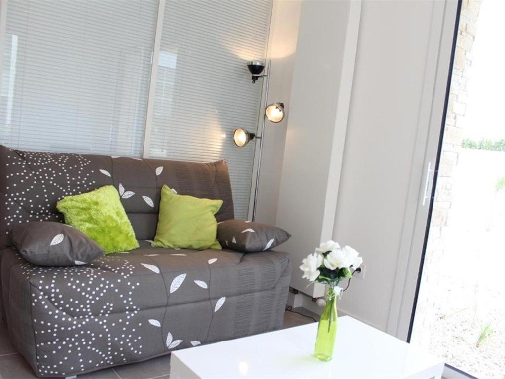 Appartement La Rochelle, 1 pièce, 2 personnes - FR-1-246-159 Appt D005 - Rdc - 12 Rue Henri Amel -, 17000 La Rochelle