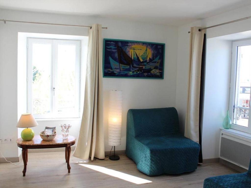 Appartement Appartement La Rochelle, 1 pièce, 2 personnes - FR-1-246-222 1 Rue De La Fabrique - Etage 3 - Porte De Droite - 17000 La Rochelle