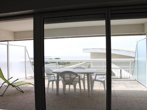 Appartement La Rochelle, 1 pièce, 2 personnes - FR-1-246-27