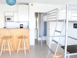 Appartement La Rochelle, 1 pièce, 2 personnes - FR-1-246-27