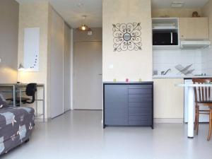 Appartement La Rochelle, 1 pièce, 2 personnes - FR-1-246-48