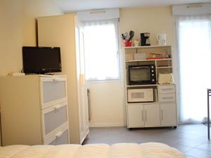 Appartement Appartement La Rochelle, 1 pièce, 2 personnes - FR-1-246-578 APPT 37 - RDC 13 AVENUE DU GABARET 17000 La Rochelle -1