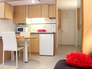 Appartement Appartement La Rochelle, 1 pièce, 2 personnes - FR-1-246-591 57 AVENUE JEAN MONNET BAT C1 - RDC - APT 39 17000 La Rochelle -1