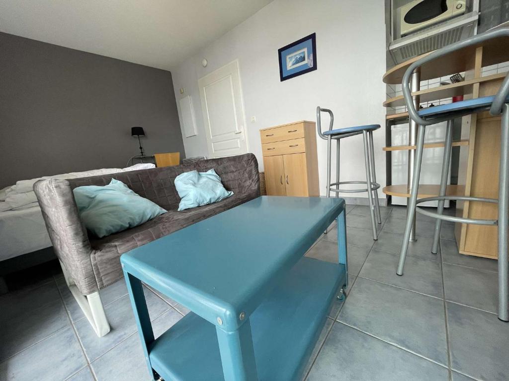 Appartement Appartement La Rochelle, 1 pièce, 2 personnes - FR-1-246-626 3 RUE OLYMPE DE GOUGE ETAGE 3 - APT 320 17000 La Rochelle