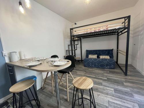 Appartement La Rochelle, 1 pièce, 3 personnes - FR-1-246-617
