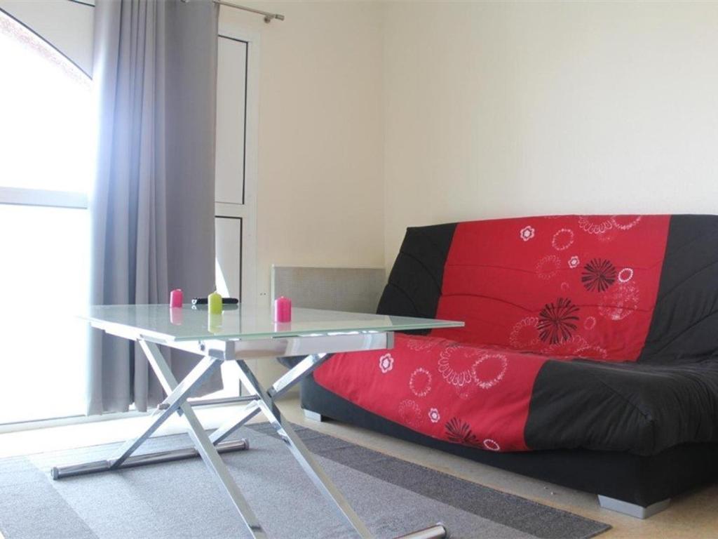 Appartement La Rochelle, 1 pièce, 4 personnes - FR-1-246-164 Apt E16 - Etage 1 - Bat E - 62 Rue Alfred Kastler -, 17000 La Rochelle