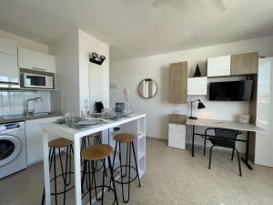 Appartement La Rochelle, 1 pièce, 4 personnes - FR-1-246-529