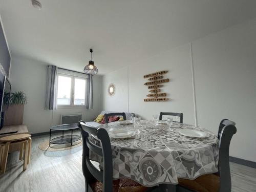 Appartement La Rochelle, 1 pièce, 6 personnes - FR-1-246-624