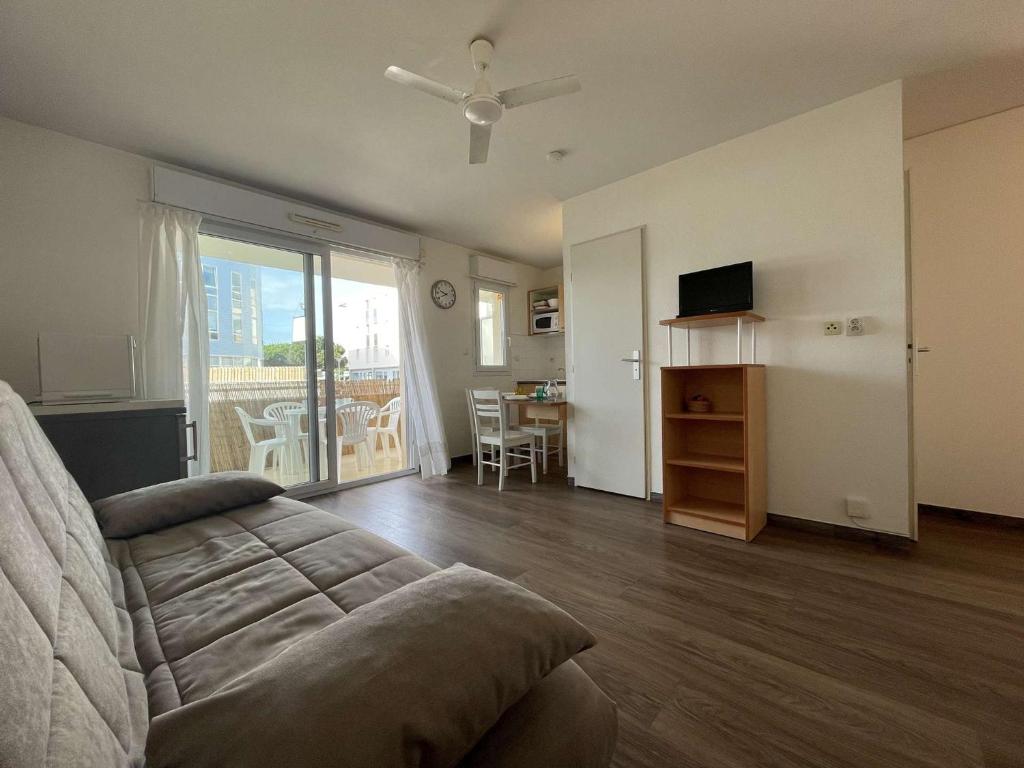 Appartement La Rochelle, 2 pièces, 3 personnes - FR-1-246-260 Bat.B Apt B17 - Rdc - 6 Rue De La Sole -, 17000 La Rochelle