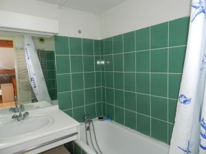 Appartement La Rochelle, 2 pièces, 4 personnes - FR-1-551-48