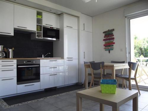 Appartement La Rochelle, 2 pièces, 4 personnes - FR-1-551-8