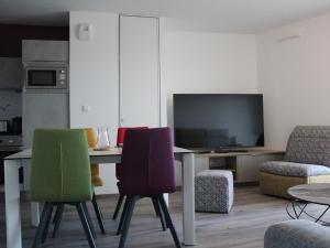 Appartement Appartement La Rochelle, 3 pièces, 4 personnes - FR-1-246-588 APPT 303 - ETAGE 3 128 AVENUE EMILE NORMANDIN 17000 La Rochelle -1