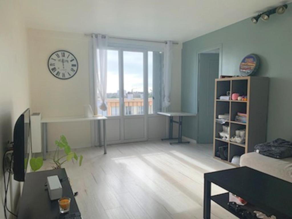 Appartement Appartement La Rochelle, 3 pièces, 4 personnes - FR-1-535-42 3 Rue André Félibien 3ième étage Porte droite 17000 La Rochelle