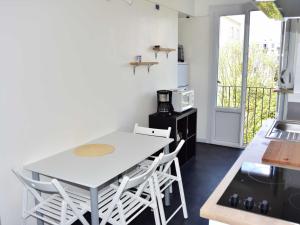 Appartement Appartement La Rochelle, 3 pièces, 4 personnes - FR-1-535-42 3 Rue André Félibien 3ième étage Porte droite 17000 La Rochelle -1