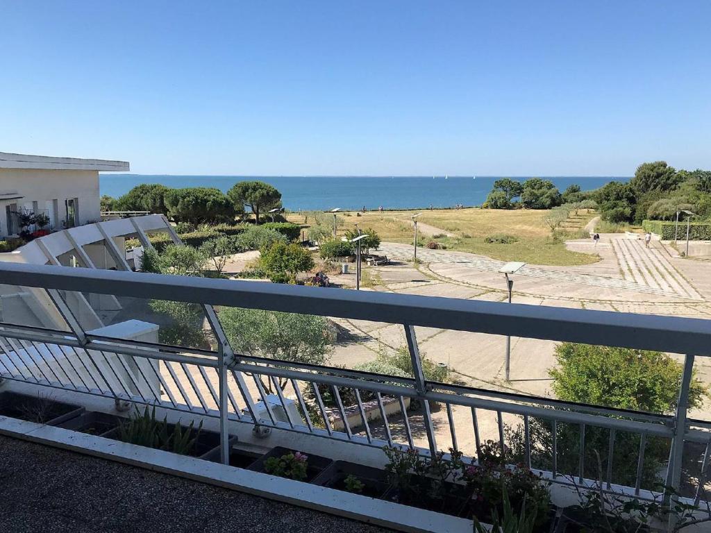 Appartement Appartement La Rochelle, 3 pièces, 6 personnes - FR-1-551-57 62 rue Alfred Kastler 17000 La Rochelle