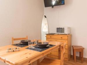 Appartement La Salle-les-Alpes, 1 pièce, 2 personnes - FR-1-330F-69