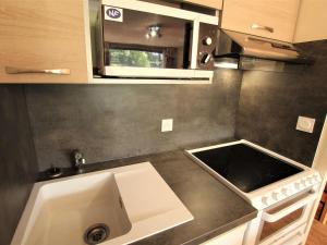 Appartement La Salle-les-Alpes, 1 pièce, 4 personnes - FR-1-330F-106