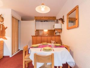 Appartement La Salle-les-Alpes, 1 pièce, 4 personnes - FR-1-330F-163