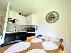 Appartement La Salle-les-Alpes, 1 pièce, 4 personnes - FR-1-330F-208