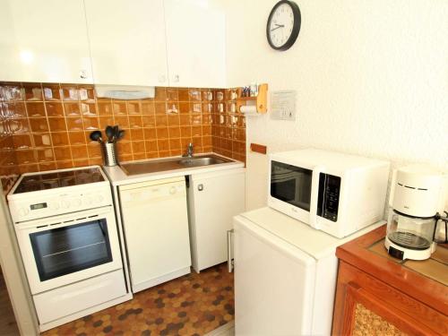 Appartement La Salle-les-Alpes, 1 pièce, 4 personnes - FR-1-330F-54