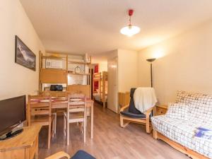 Appartement Appartement La Salle-les-Alpes, 1 pièce, 4 personnes - FR-1-330F-62 1 Chemin Des Gletieres -  - 05240 Serre Chevalier Provence-Alpes-Côte d\'Azur