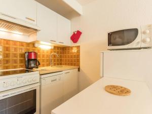 Appartement La Salle-les-Alpes, 1 pièce, 4 personnes - FR-1-330F-80