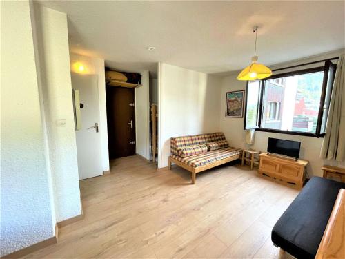 Appartement La Salle-les-Alpes, 1 pièce, 4 personnes - FR-1-330F-90