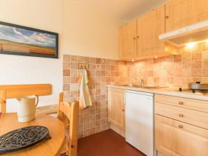 Appartement Appartement La Salle-les-Alpes, 1 pièce, 4 personnes - FR-1-330F-96 Chemin De L'Oratoire -  - 05240 Serre Chevalier Provence-Alpes-Côte d\'Azur