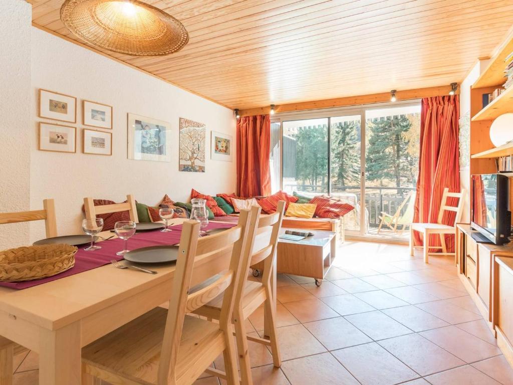 Appartement Appartement La Salle-les-Alpes, 2 pièces, 6 personnes - FR-1-330F-86 Rue Du Roze -  - 05240 Serre Chevalier