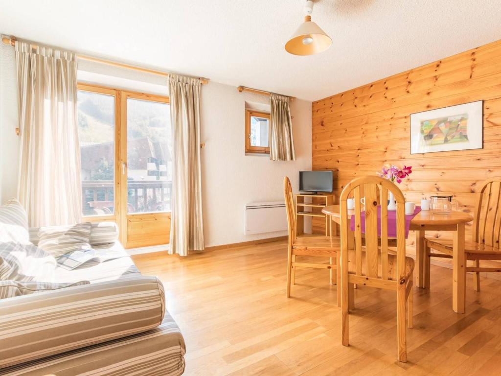 Appartement La Salle-les-Alpes, 3 pièces, 4 personnes - FR-1-330F-2 RES AIGLON APPT 311 CHEMIN DES GLETIERES, 05240 La Salle-Les-Alpes