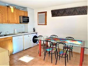 Appartement La Salle-les-Alpes, 3 pièces, 4 personnes - FR-1-330F-205