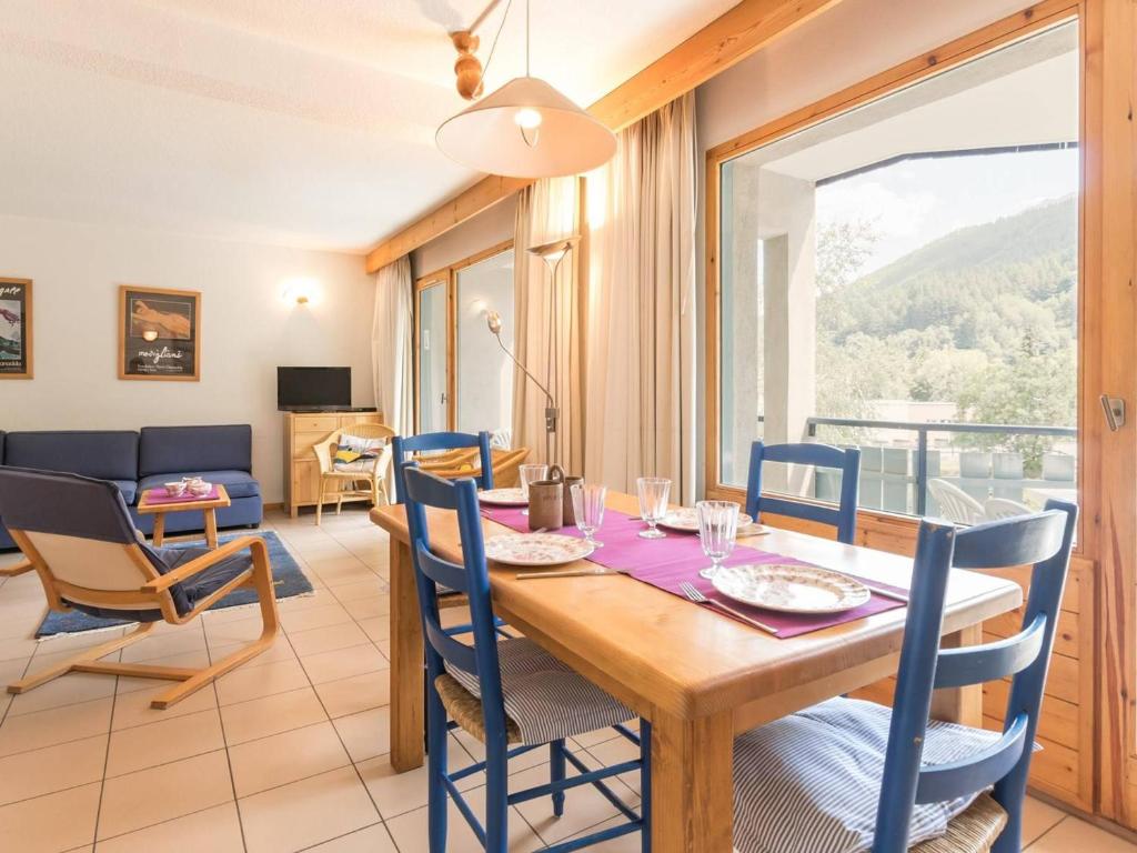 Appartement Appartement La Salle-les-Alpes, 3 pièces, 6 personnes - FR-1-330F-34 Chemin De L'Oratoire -  - 05240 Serre Chevalier