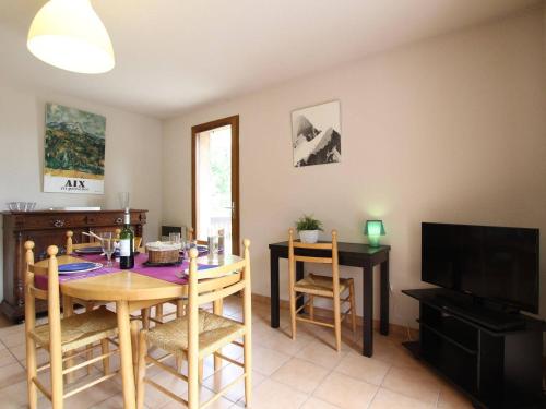 Appartement La Salle-les-Alpes, 3 pièces, 7 personnes - FR-1-330F-22
