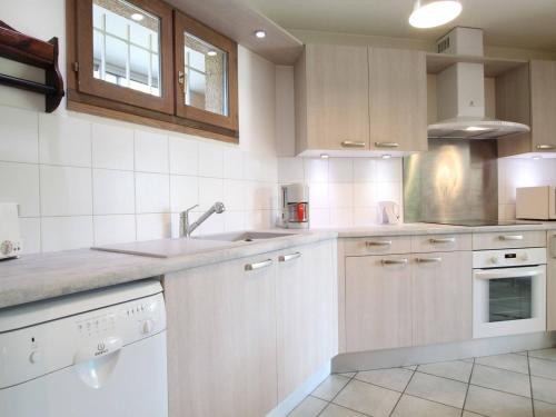 Appartement La Salle-les-Alpes, 4 pièces, 6 personnes - FR-1-330F-77