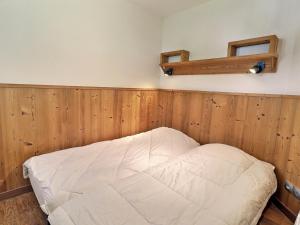 Appartement Appartement La Tania, 2 pièces, 4 personnes - FR-1-182A-14 76 Chemin de la Passerelle 73120 Courchevel Rhône-Alpes