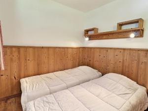 Appartement Appartement La Tania, 2 pièces, 4 personnes - FR-1-182A-20 76 Chemin de la Passerelle 73120 Courchevel Rhône-Alpes