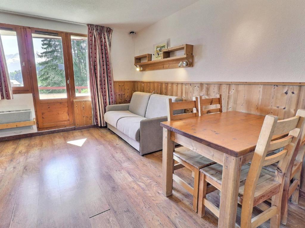 Appartement Appartement La Tania, 2 pièces, 4 personnes - FR-1-182A-29 76 Chemin de la Passerelle 73120 Courchevel