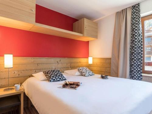 Appartement La Tania, 2 pièces, 4 personnes - FR-1-513-80