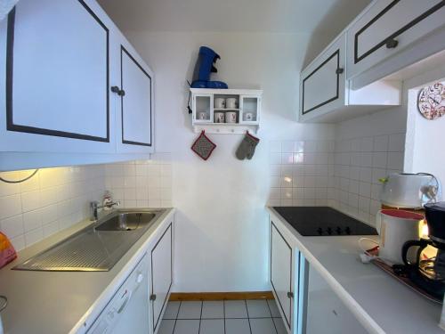 Appartement La Tania, 2 pièces, 5 personnes - FR-1-513-48
