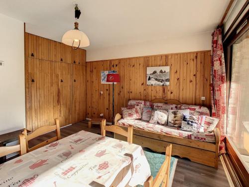 Appartement La Toussuire, 2 pièces, 7 personnes - FR-1-416-96